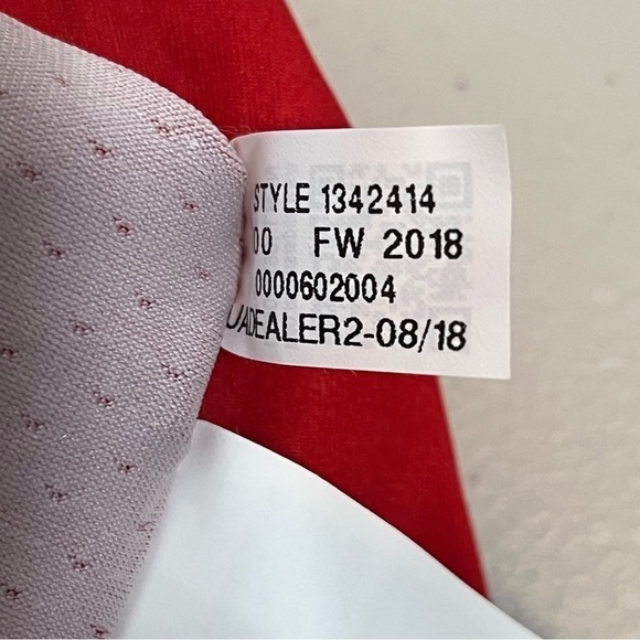 Under Armour Maryland Terrapins Volleyball Jersey Womens Small Red Shirt - Picture 8 of 9